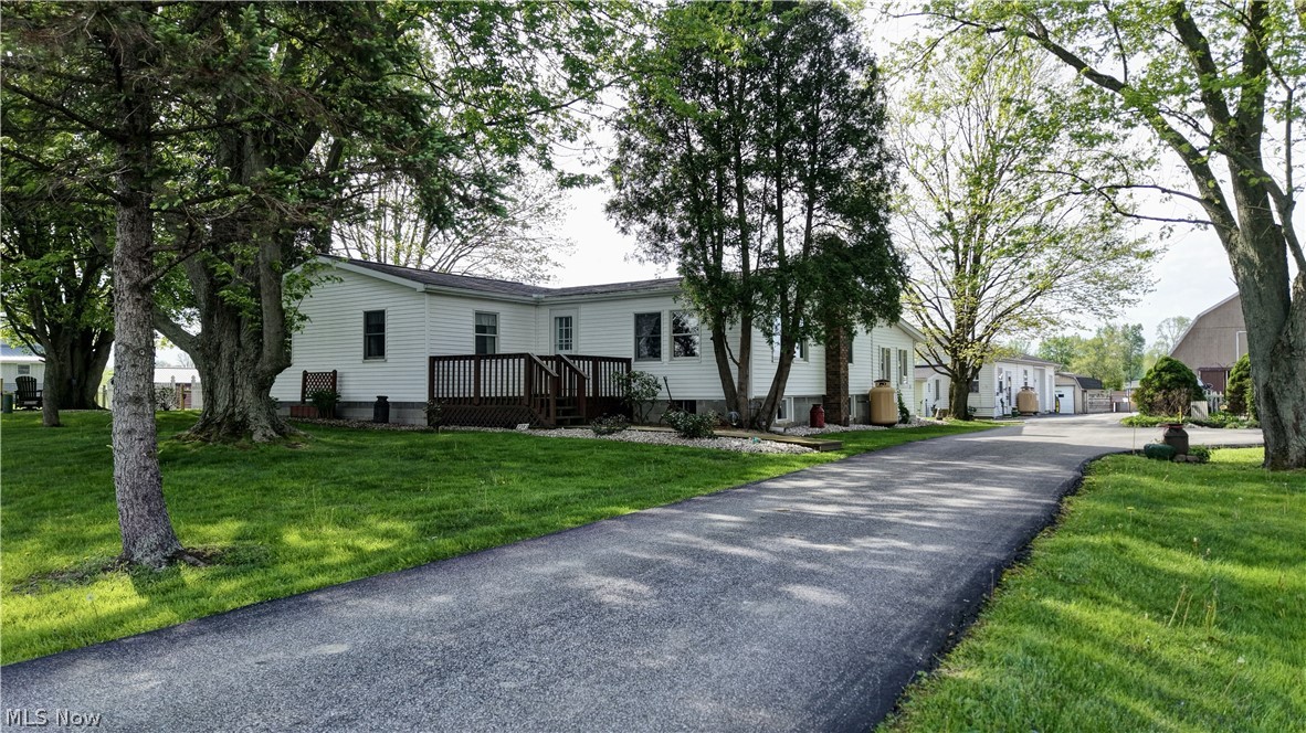 2393 Kinsman Road Northwest North Bloomfield OH 44450