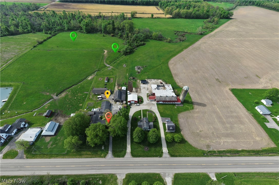 2393 Kinsman Road Northwest North Bloomfield OH 44450