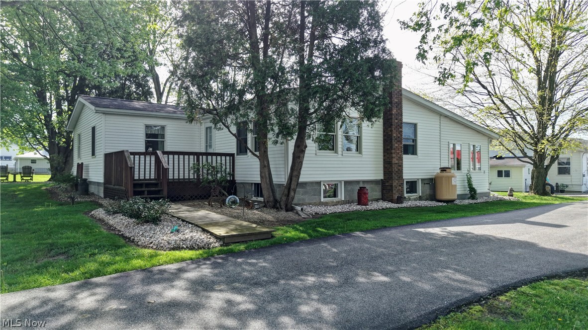 2393 Kinsman Road Northwest North Bloomfield OH 44450