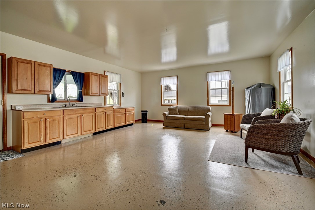 2393 Kinsman Road Northwest North Bloomfield OH 44450