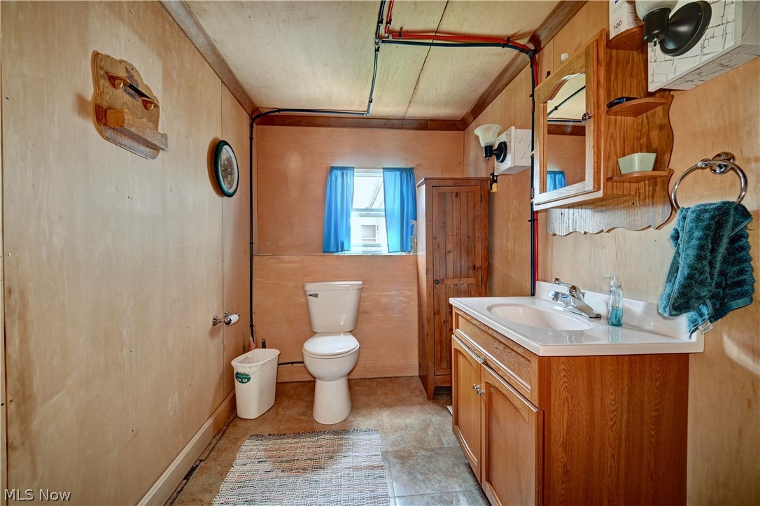 2393 Kinsman Road Northwest North Bloomfield OH 44450