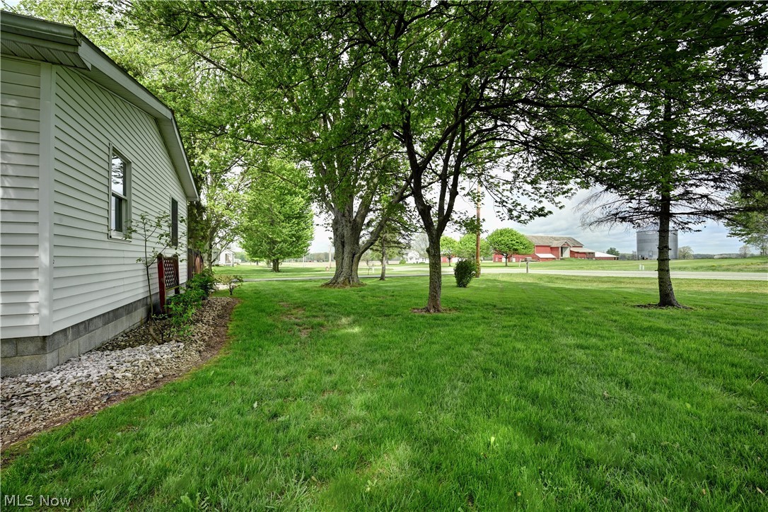 2393 Kinsman Road Northwest North Bloomfield OH 44450