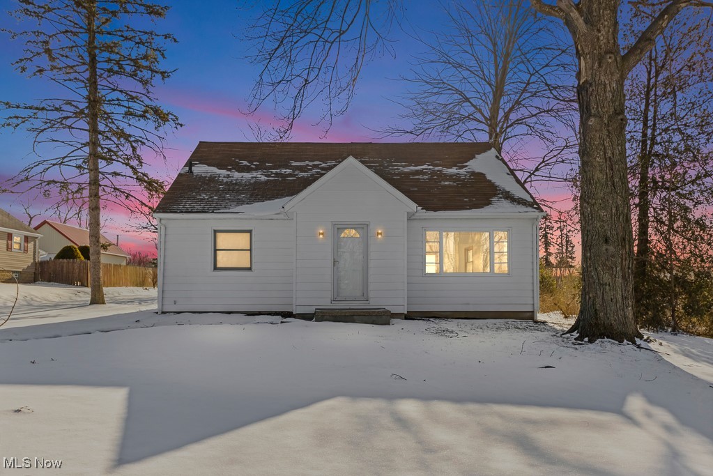 1724 Krumroy Road Akron OH 44312