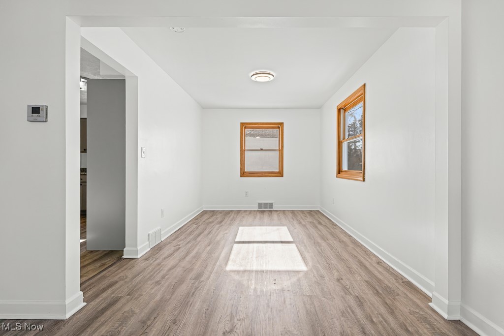 1724 Krumroy Road Akron OH 44312