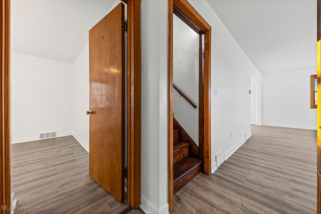 1724 Krumroy Road Akron OH 44312