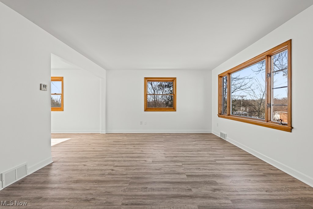 1724 Krumroy Road Akron OH 44312