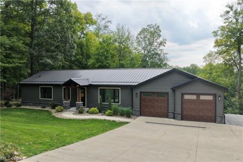 2630 Constance Drive Millersburg OH 44654