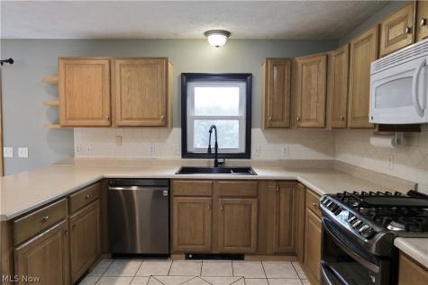 2630 Constance Drive Millersburg OH 44654