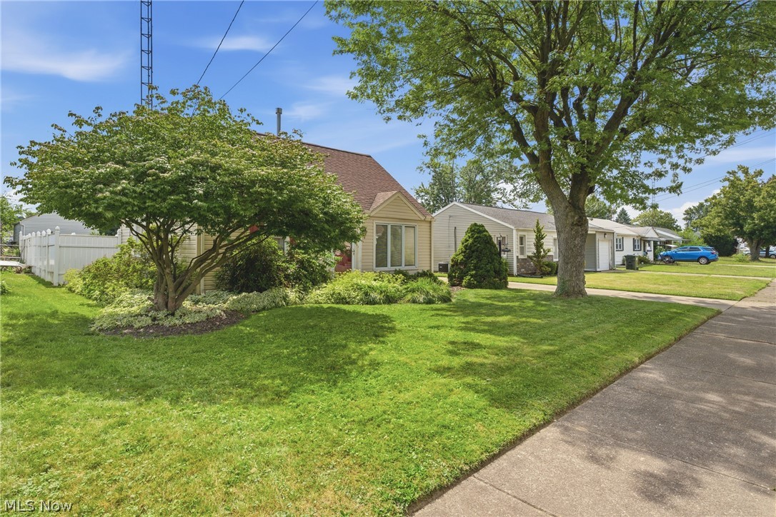 1108 Hawthorne Avenue SW Canton OH 44710