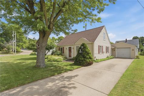 1108 Hawthorne Avenue SW Canton OH 44710