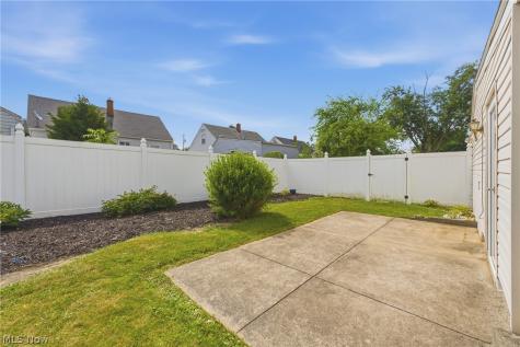 1108 Hawthorne Avenue SW Canton OH 44710