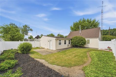 1108 Hawthorne Avenue SW Canton OH 44710