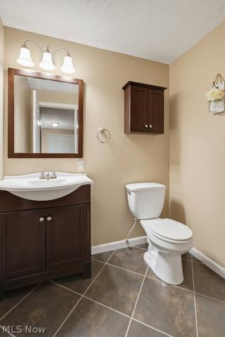15295 Old Oak Drive Strongsville OH 44149