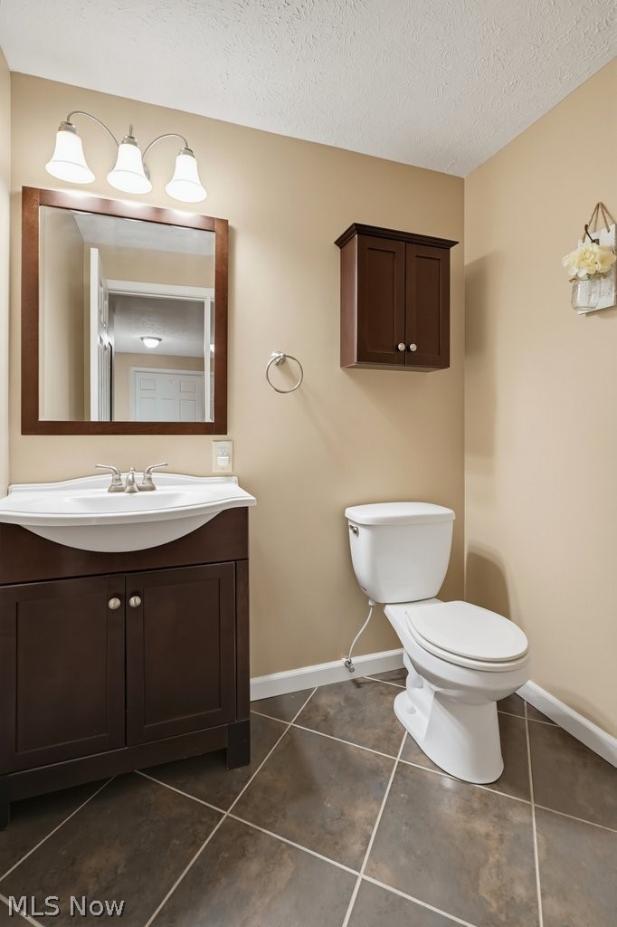 15295 Old Oak Drive Strongsville OH 44149