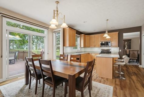 15295 Old Oak Drive Strongsville OH 44149