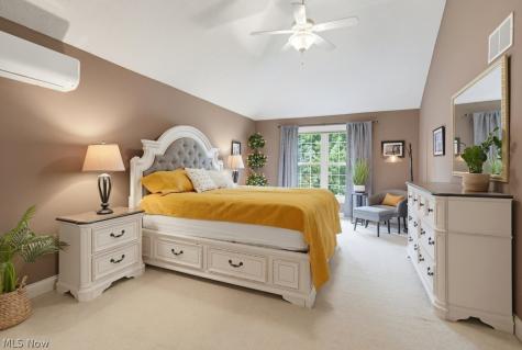 15295 Old Oak Drive Strongsville OH 44149