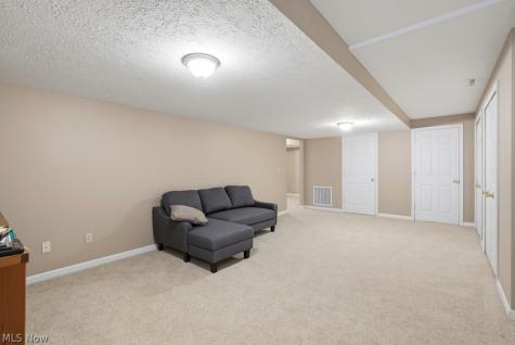 15295 Old Oak Drive Strongsville OH 44149