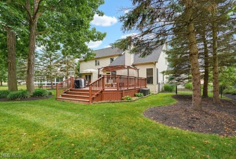 15295 Old Oak Drive Strongsville OH 44149