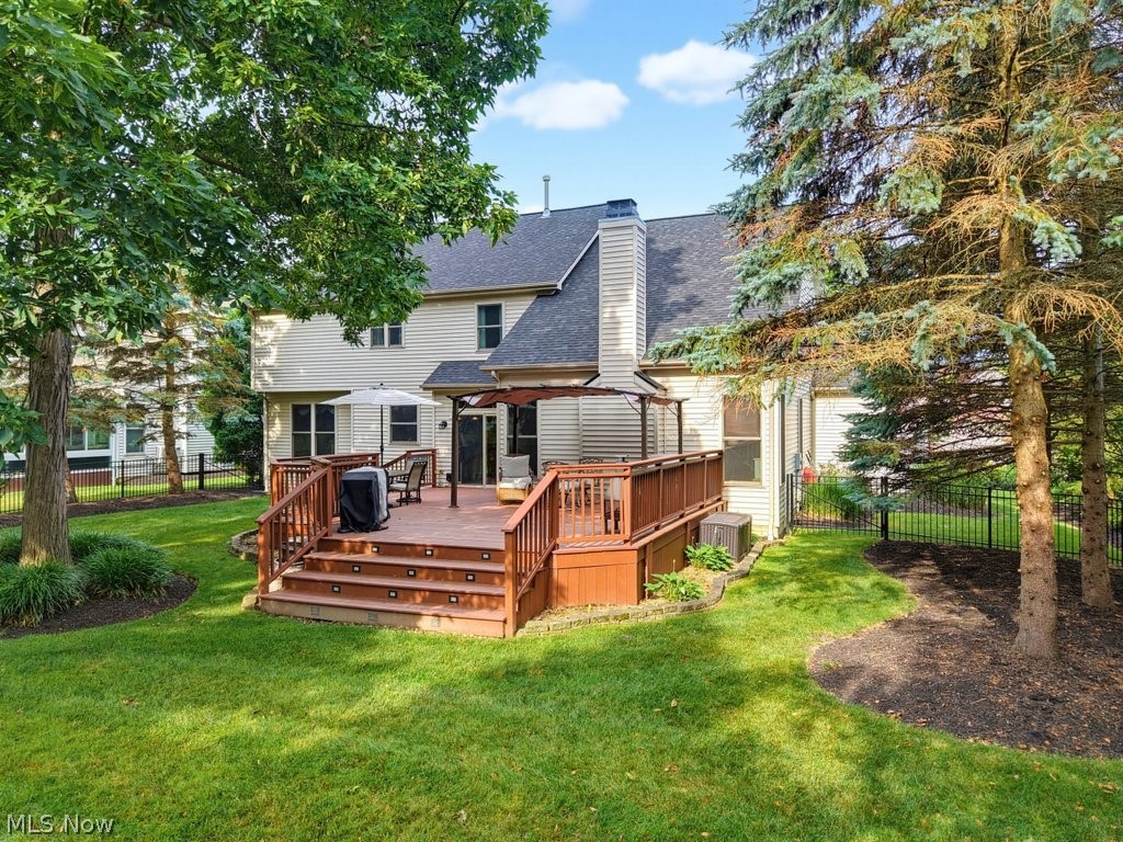 15295 Old Oak Drive Strongsville OH 44149