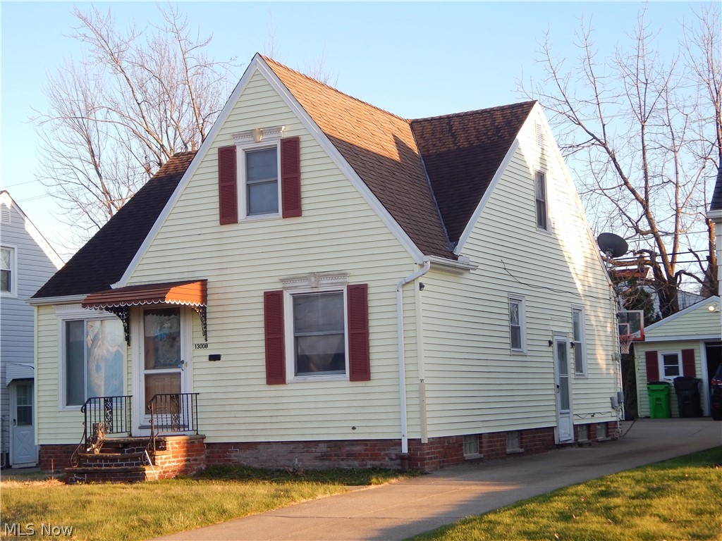 13008 Oakview Boulevard Garfield Heights OH 44125