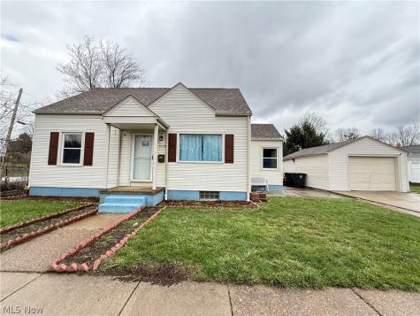 1068 Easton Drive Akron OH 44310