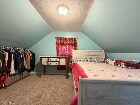 1068 Easton Drive Akron OH 44310