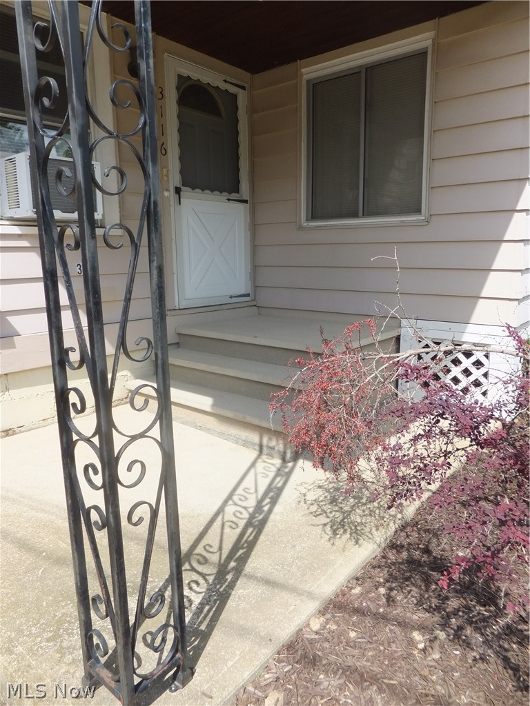 3116 Saratoga Avenue Cleveland OH 44109