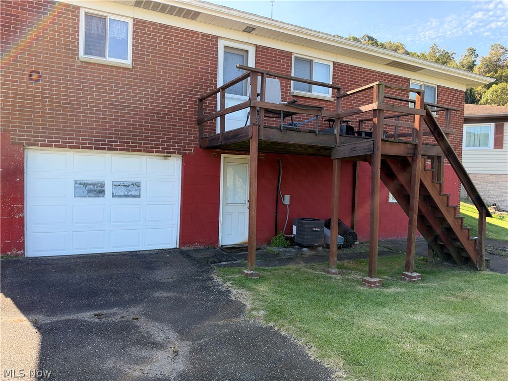 640 Tulip Lane Martins Ferry OH 43935