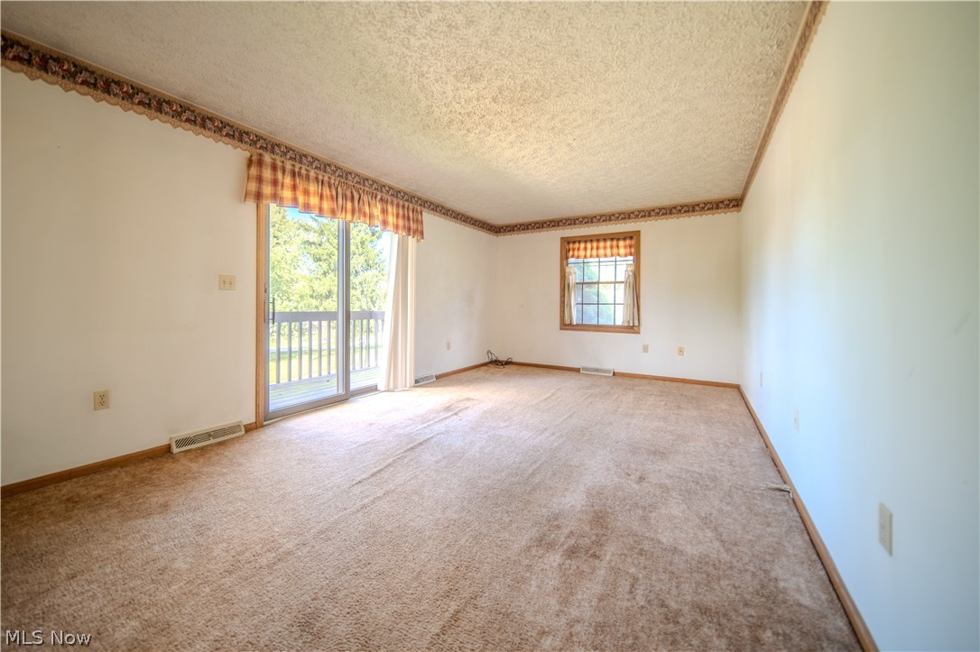 3192 Dewalt Drive Green OH 44312