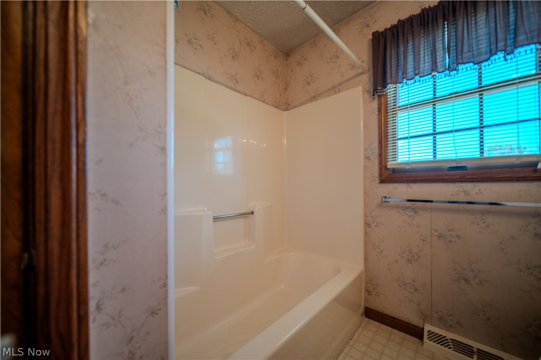 3192 Dewalt Drive Green OH 44312