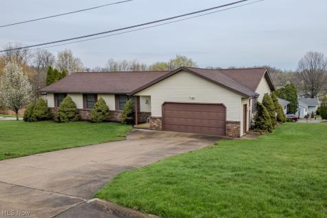 3192 Dewalt Drive Green OH 44312