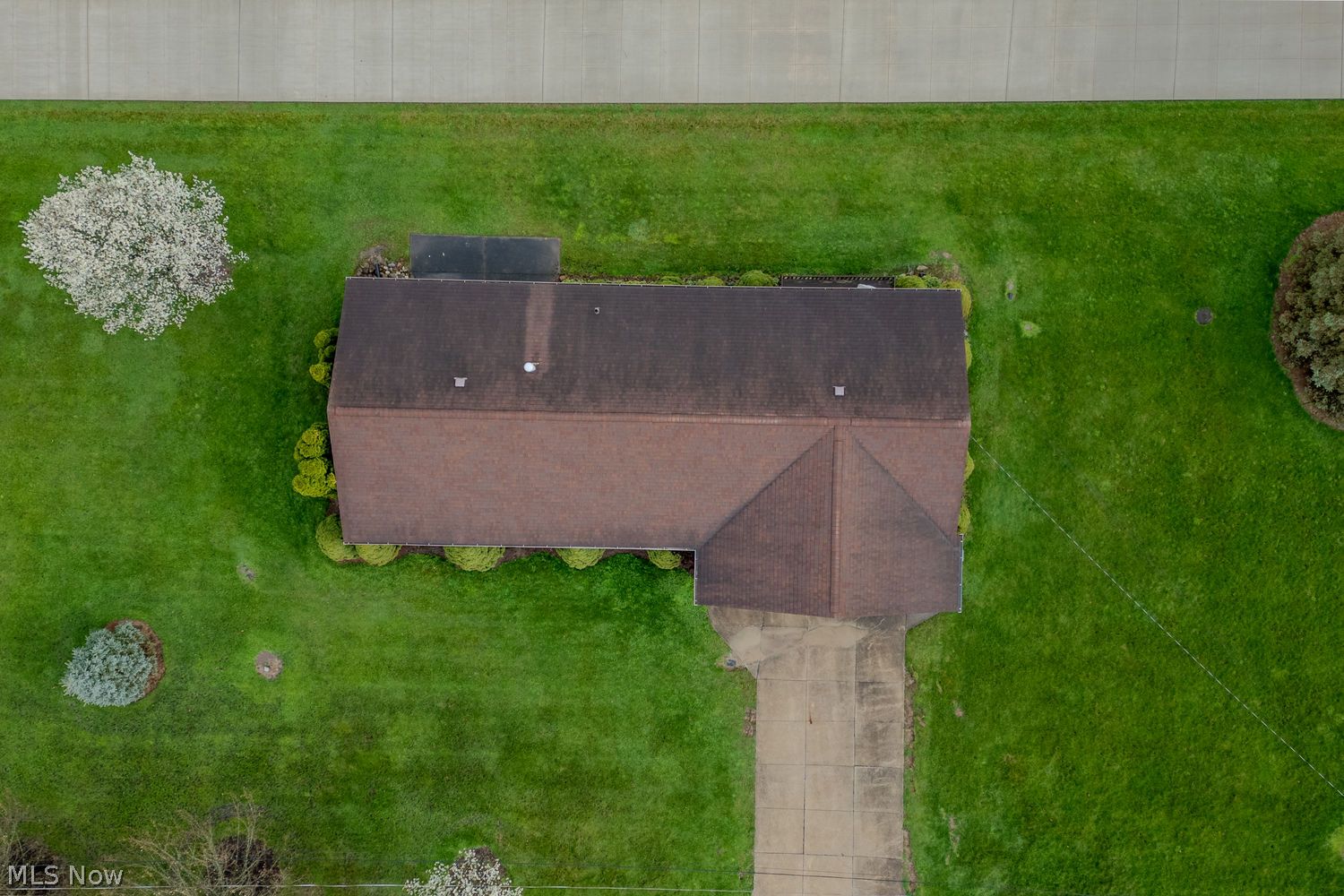 3192 Dewalt Drive Green OH 44312