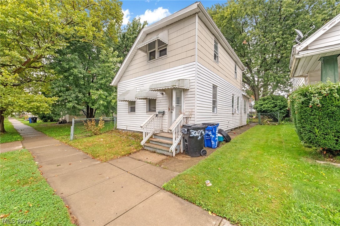 3273 W 44th Street Cleveland OH 44109