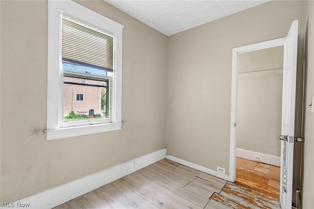 3273 W 44th Street Cleveland OH 44109
