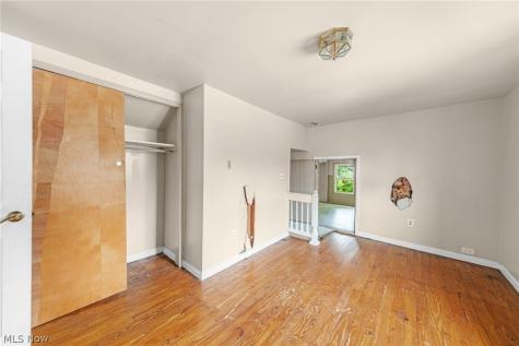 3273 W 44th Street Cleveland OH 44109
