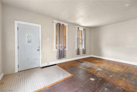 3273 W 44th Street Cleveland OH 44109