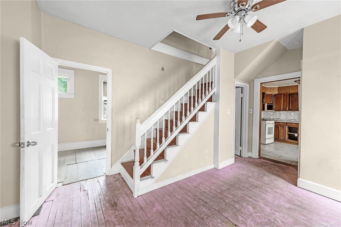 3273 W 44th Street Cleveland OH 44109