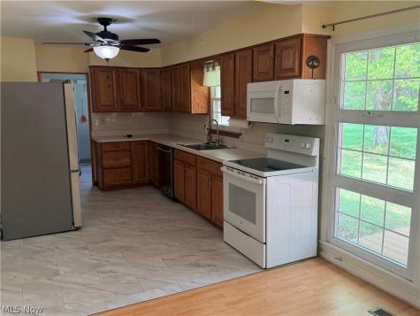 11941 Hawthorne Drive Northfield OH 44067