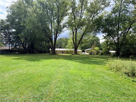 11941 Hawthorne Drive Northfield OH 44067