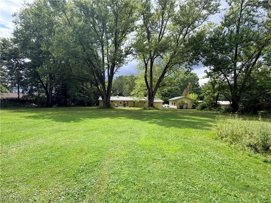 11941 Hawthorne Drive Northfield OH 44067