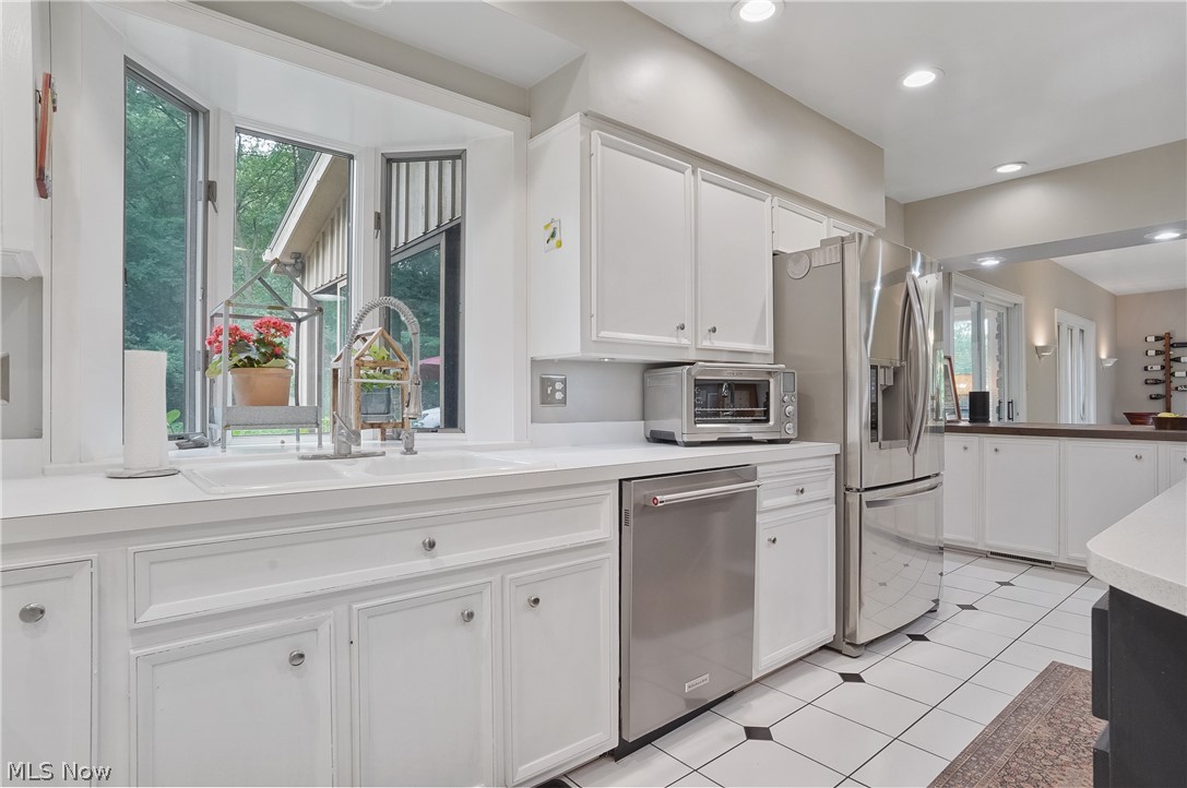 889 Eaton Avenue Akron OH 44303