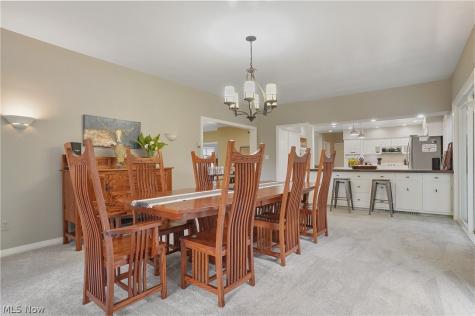 889 Eaton Avenue Akron OH 44303