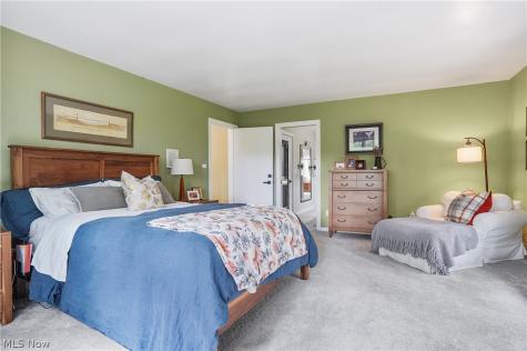 889 Eaton Avenue Akron OH 44303