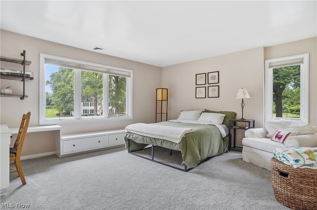 889 Eaton Avenue Akron OH 44303
