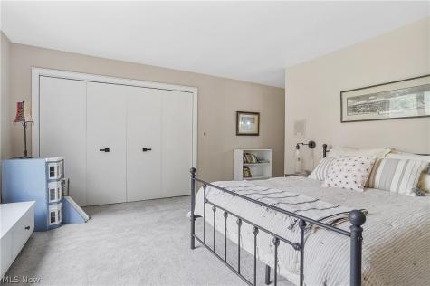 889 Eaton Avenue Akron OH 44303