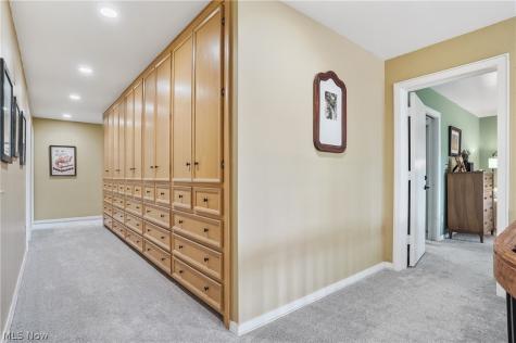 889 Eaton Avenue Akron OH 44303