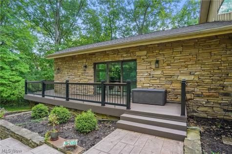 889 Eaton Avenue Akron OH 44303