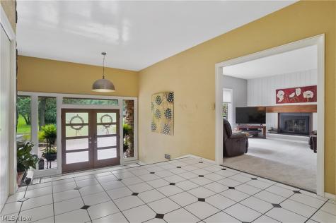 889 Eaton Avenue Akron OH 44303
