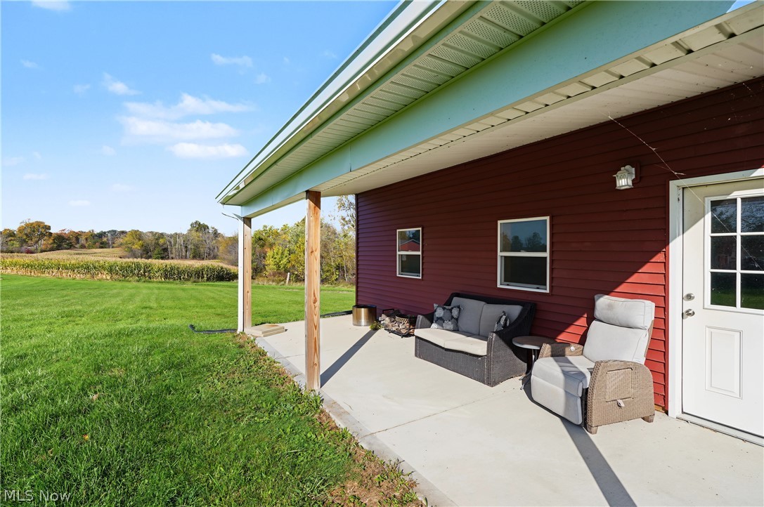 3167 State Route 225 Diamond OH 44412
