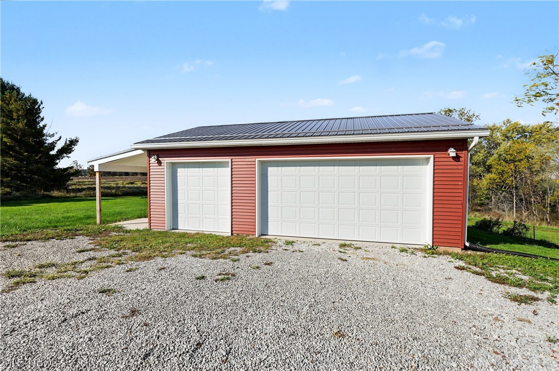 3167 State Route 225 Diamond OH 44412